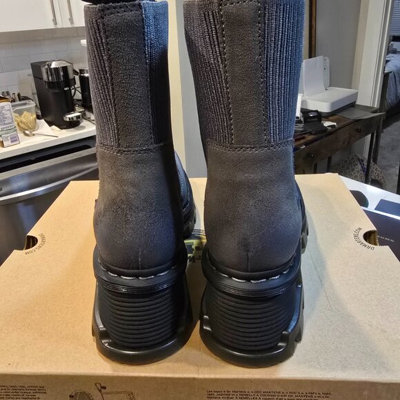 Dr. Martens Corran Chelsea Waxy Suede Heeled Boots Mens Size 10 Womens 11 NEW - Picture 6 of 11